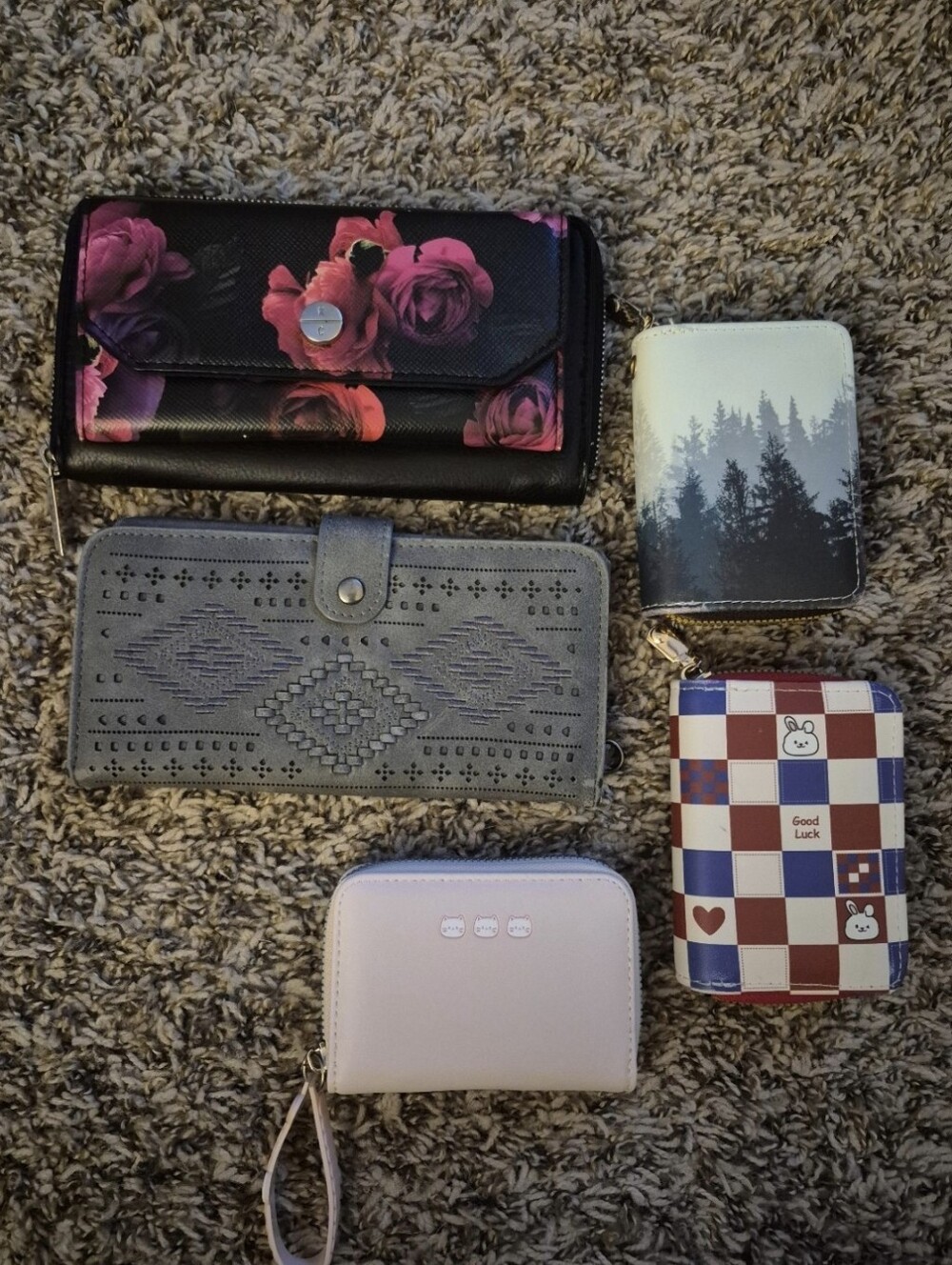 Random wallet bundle